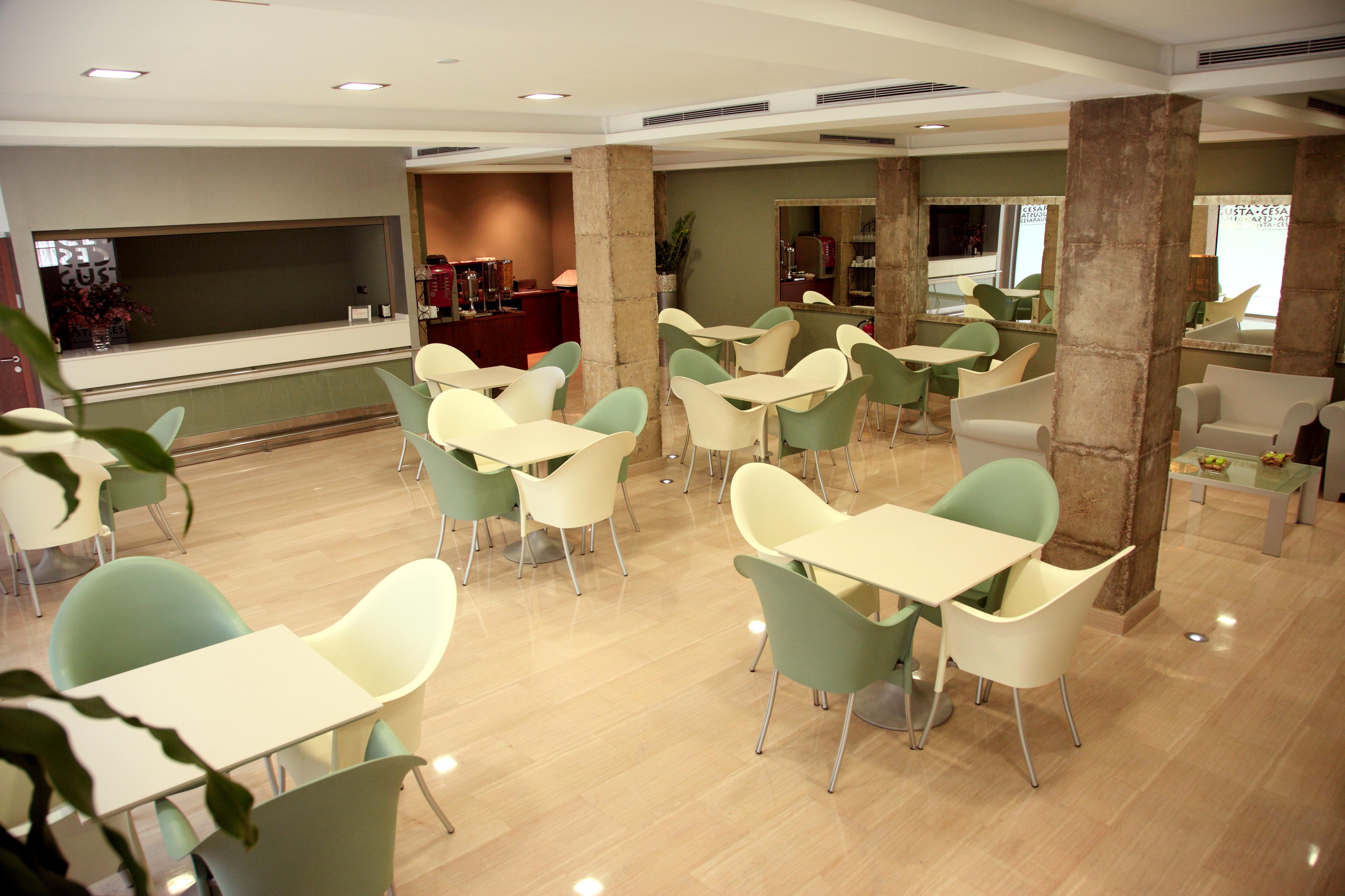 Hotel Cesaraugusta Saragozza Esterno foto