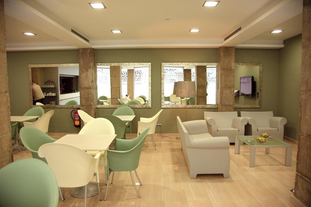 Hotel Cesaraugusta Saragozza Esterno foto