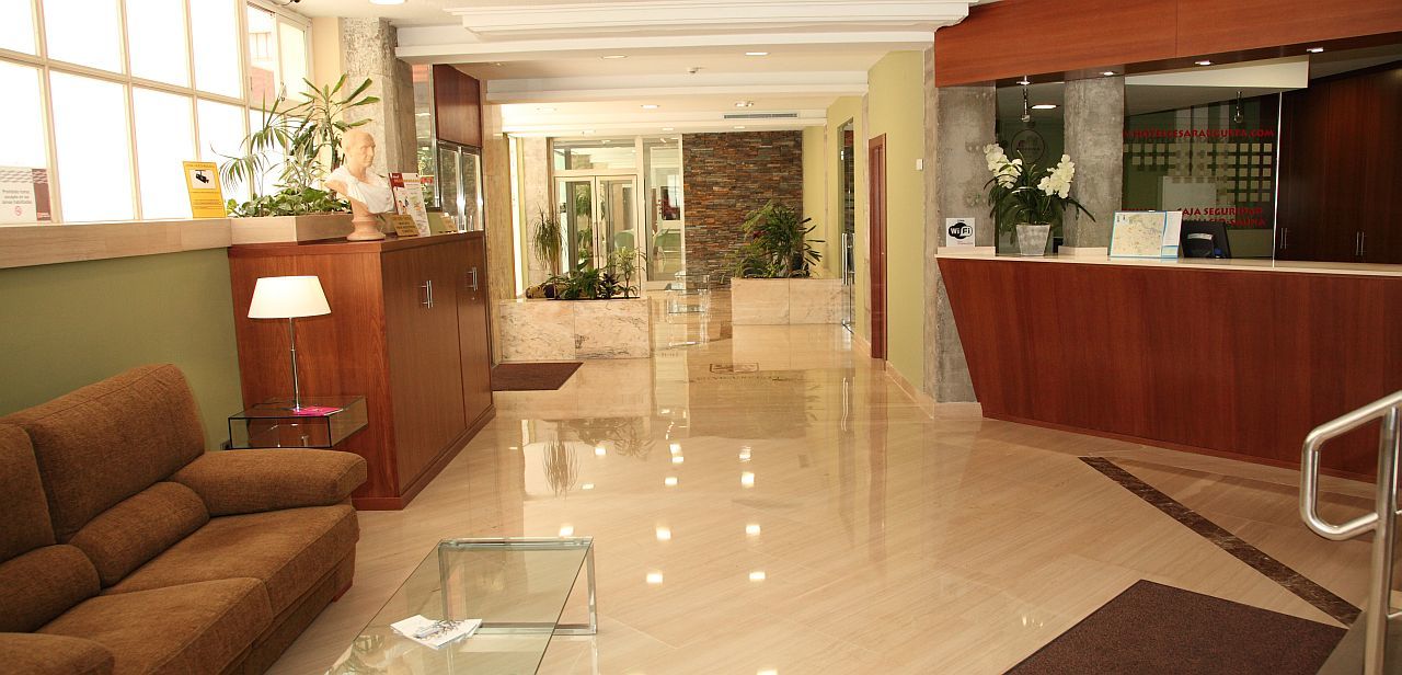 Hotel Cesaraugusta Saragozza Esterno foto
